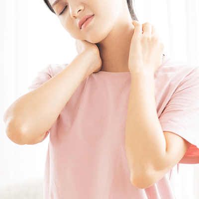 起床時に首・肩が重く感じる